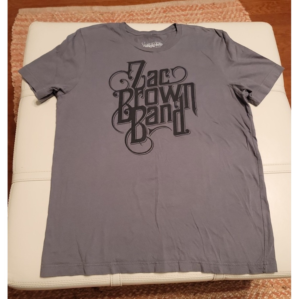 Zac Brown Band, Down The Rabbit Hole 2018 Concert T-shirt size Large